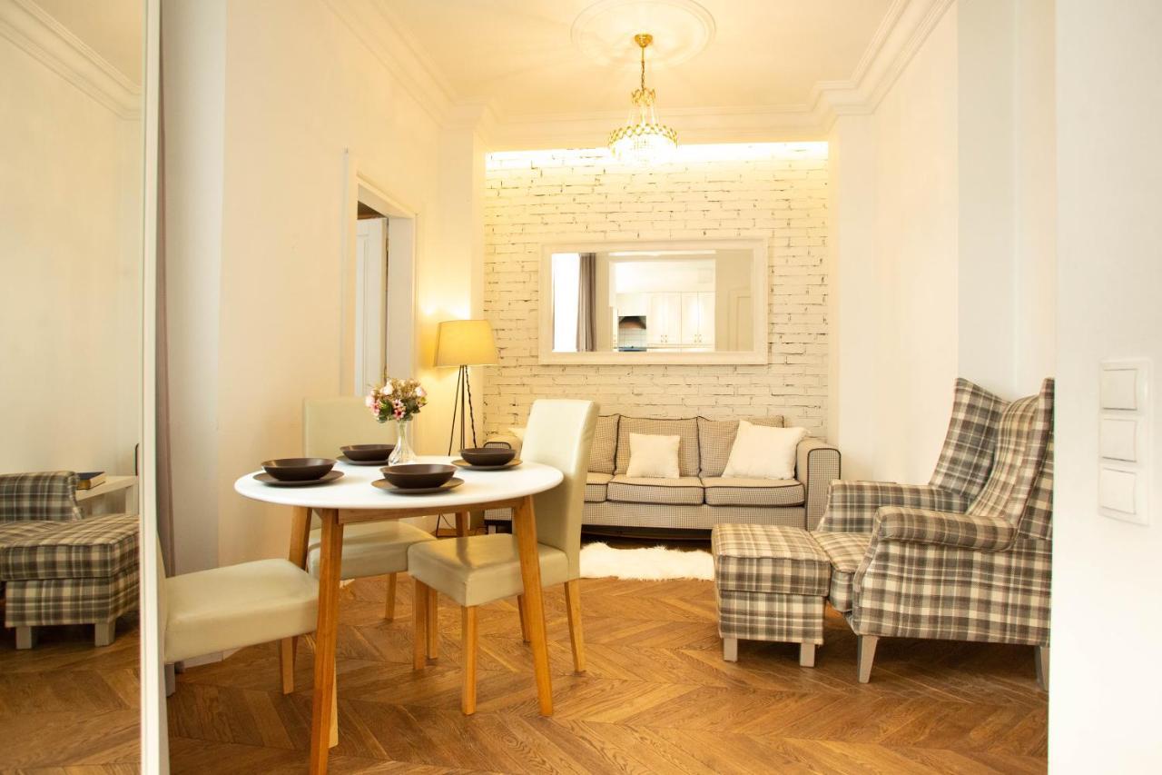 City Center - Golden Apartments - Dobr11A ワルシャワ エクステリア 写真