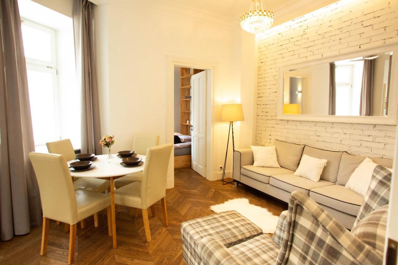 City Center - Golden Apartments - Dobr11A ワルシャワ エクステリア 写真