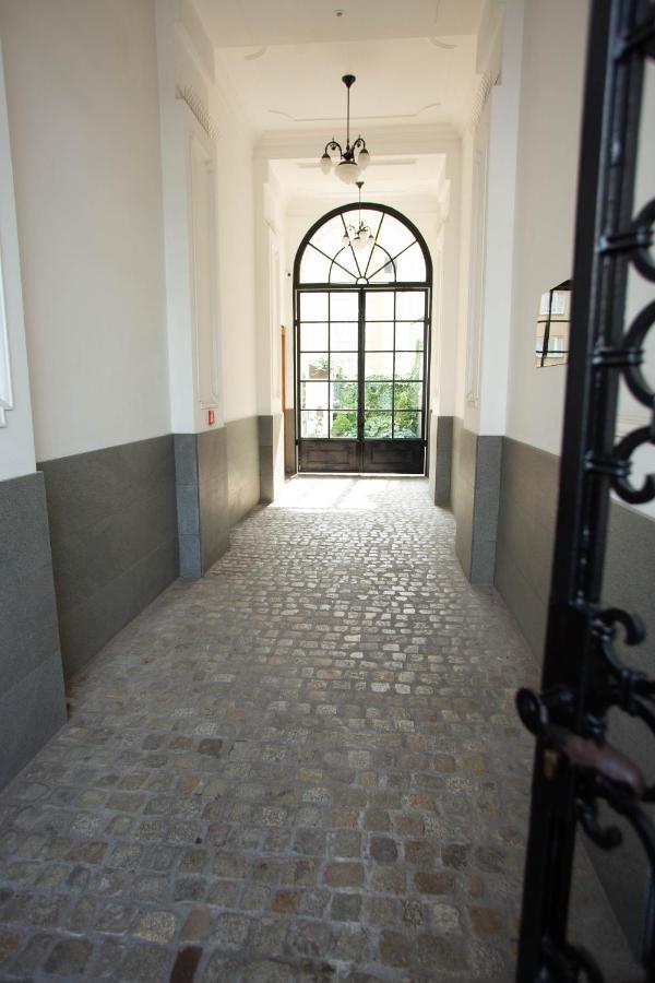 City Center - Golden Apartments - Dobr11A ワルシャワ エクステリア 写真